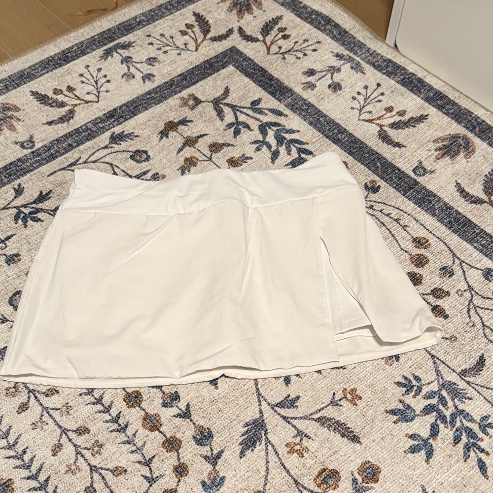 Fabletics White Performance Skort